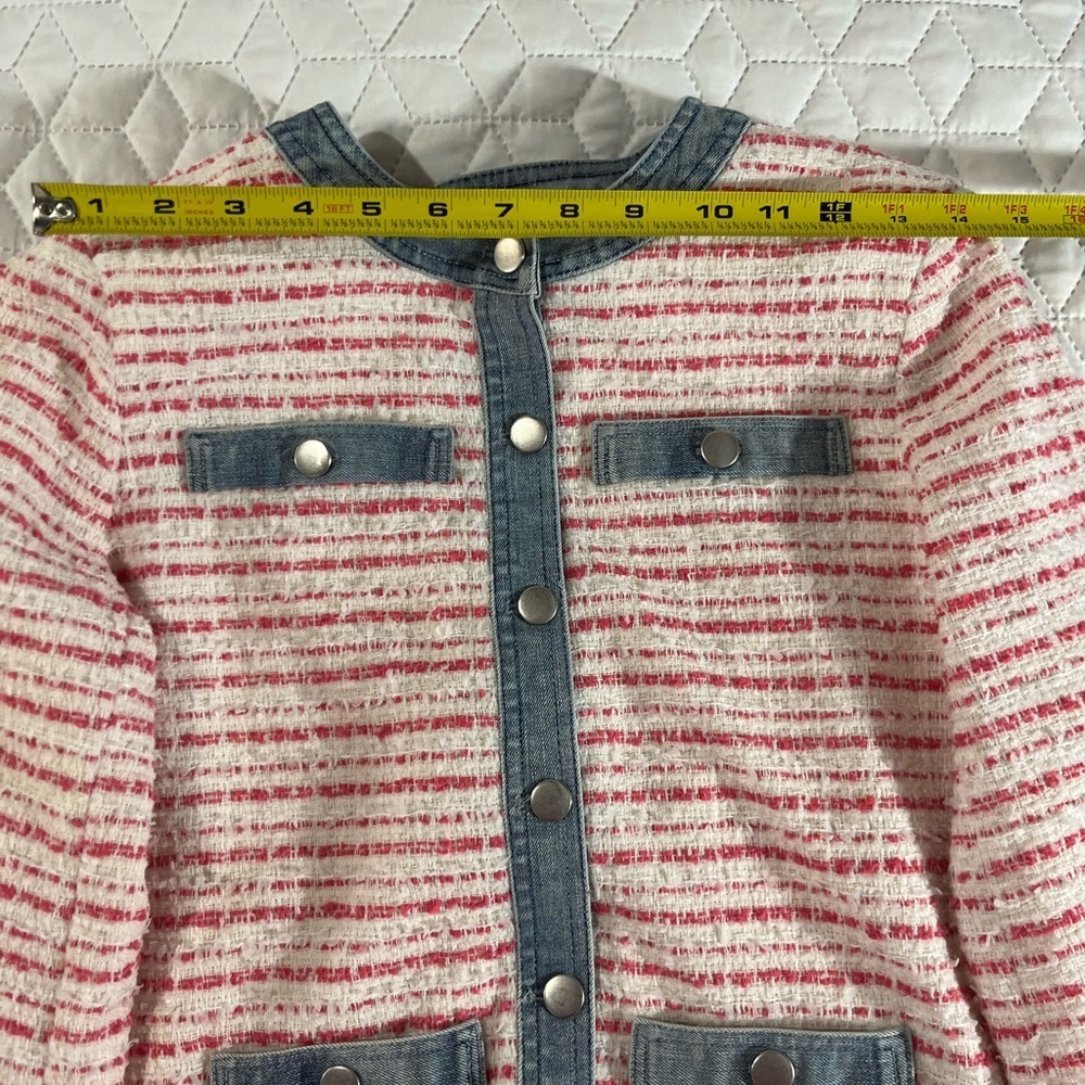 Ecru Denim Trim Tweed Jacket Size Medium Pink White Snap Front - Picture 7 of 10